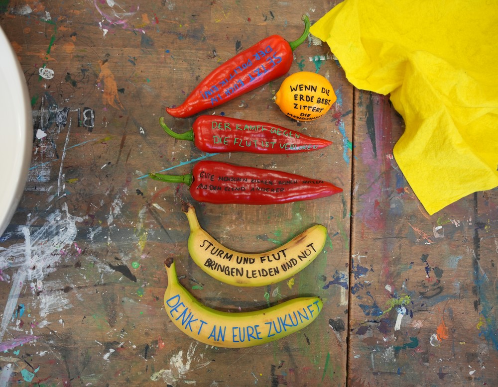 Beschriftetes Obst und Gemüse