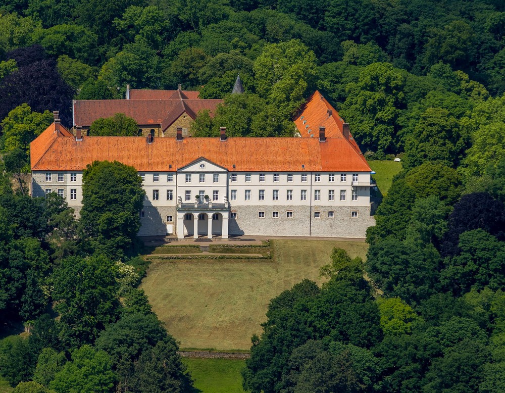 Außenansicht aus der Luft des Schloss Cappenberg
Foto : Blossey