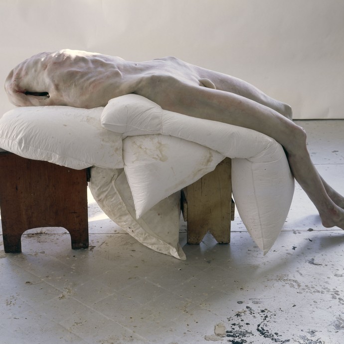 Berlinde De Bruyckere, Pietà, 2007–2008, ISelf Collection. © Berlinde De Bruyckere. Courtesy the artist and Hauser & Wirth. Foto: Mirjam Devriendt (vergrößerte Bildansicht wird geöffnet)