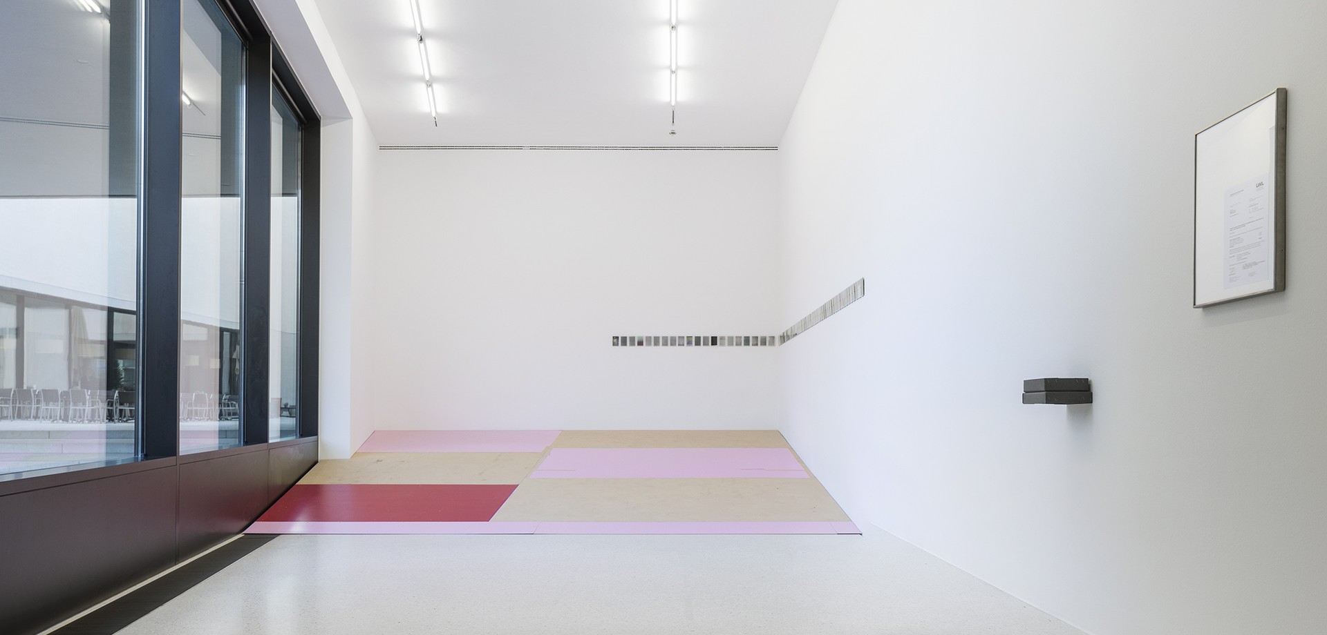 Die Ausstellung "It was their dust that we breathed in"