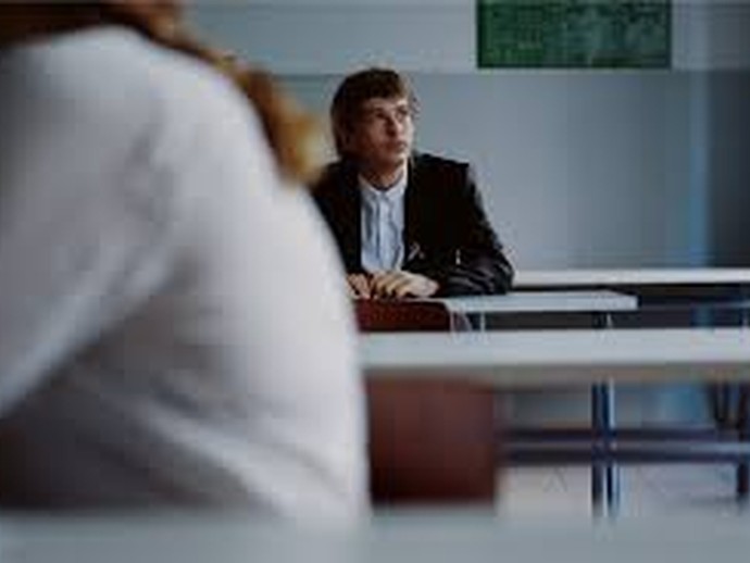 Filmstil aus dem Film "Eine Erklärung für Alles" (vergrößerte Bildansicht wird geöffnet)