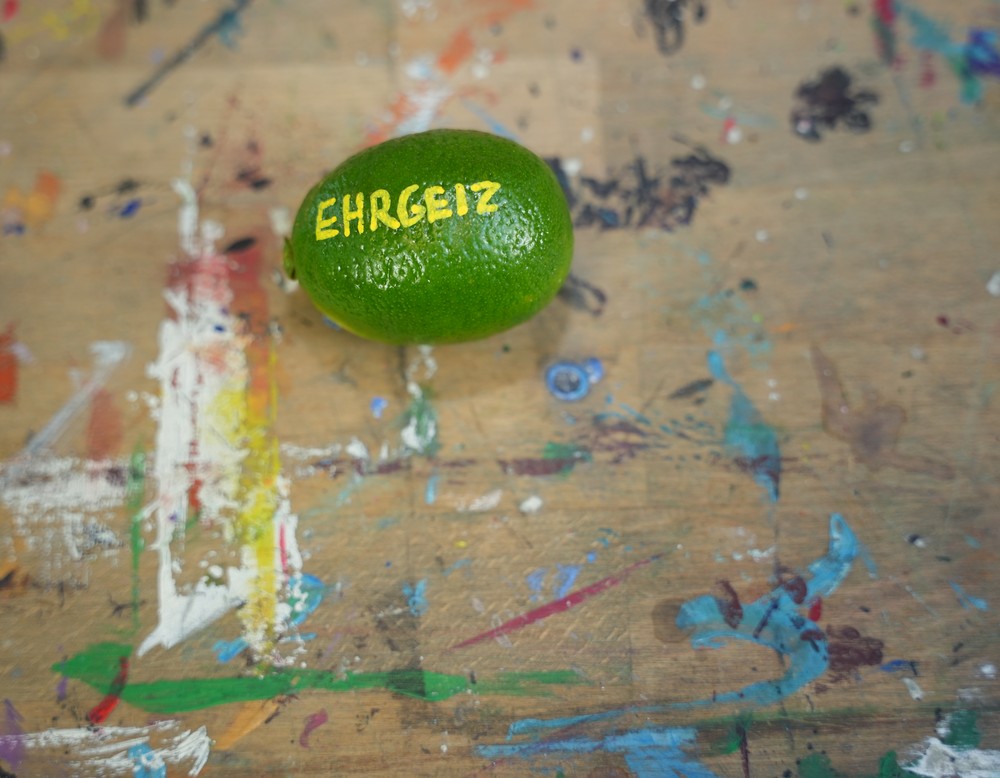 Beschriftete Limette