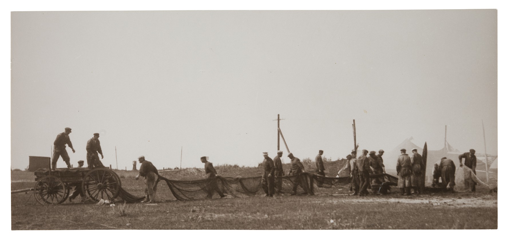 Fischer auf der Insel Hiddensee, um 1928 (Repro: LWL-MKuK/Hanna Neander ©Nachlass Annelise Kretschmer, LWL-Museum für Kunst und Kultur, Münster)