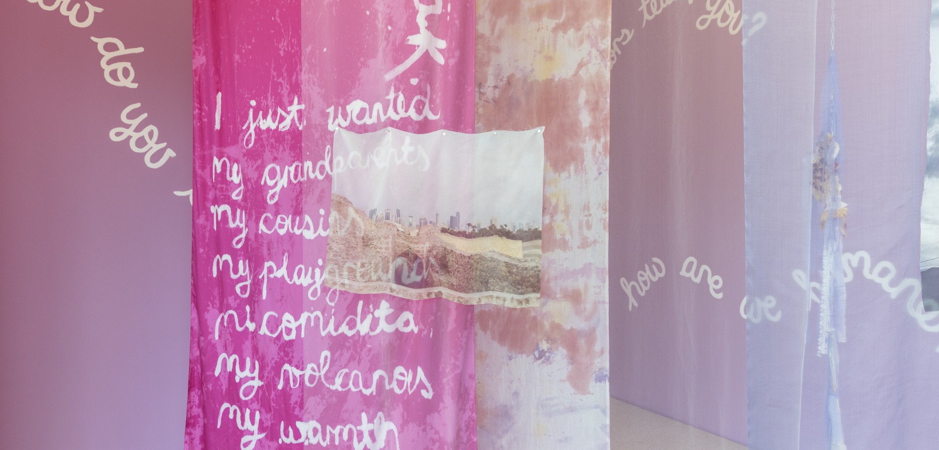 Das Foto zeigt die Installation von Maria Renee Morales Garcia.